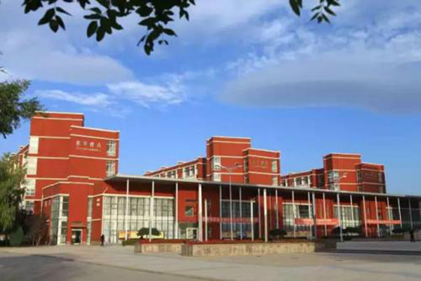 盤山高級中學(xué)